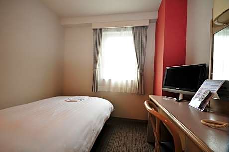 Double Room with Small Double Bed - Non-Smoking