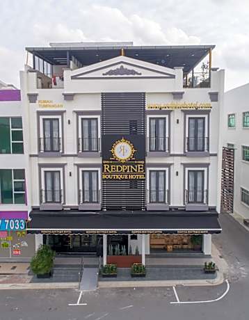 Redpine Boutique Hotel