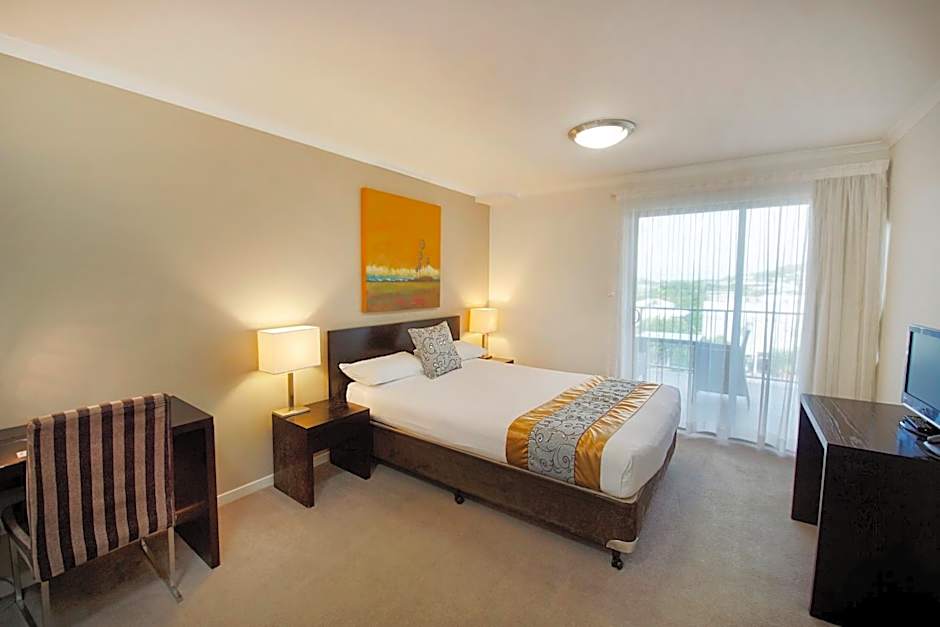 Gladstone City Central Apartment Hotel Official