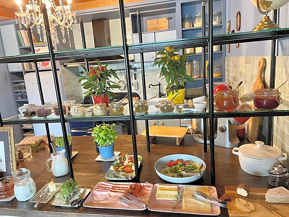 VILLA OXA - Boutique Design Hotel