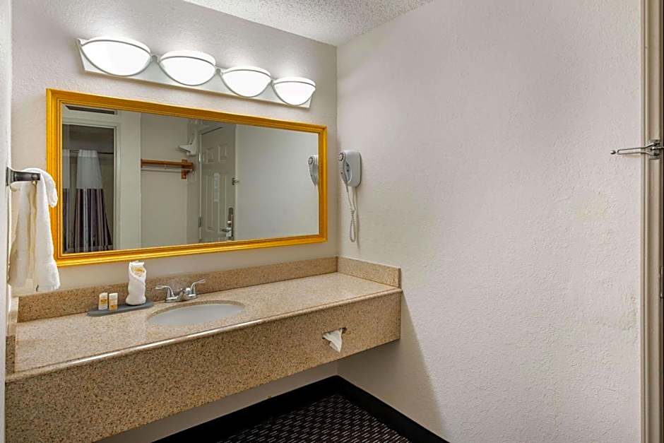 La Quinta Inn by Wyndham Ft. Lauderdale Tamarac East