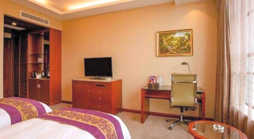 Greentree Eastern Quzhou Hewu Road Hotel