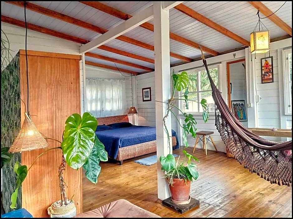 Cabana com vista mar, nascer do sol e lua cheia