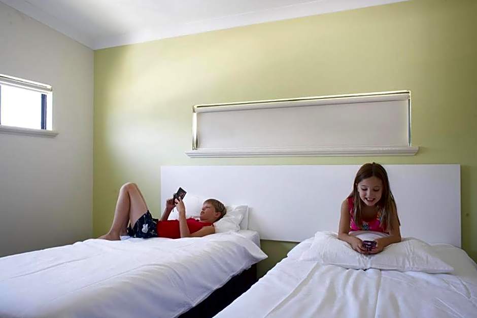 Footprints Preston Beach