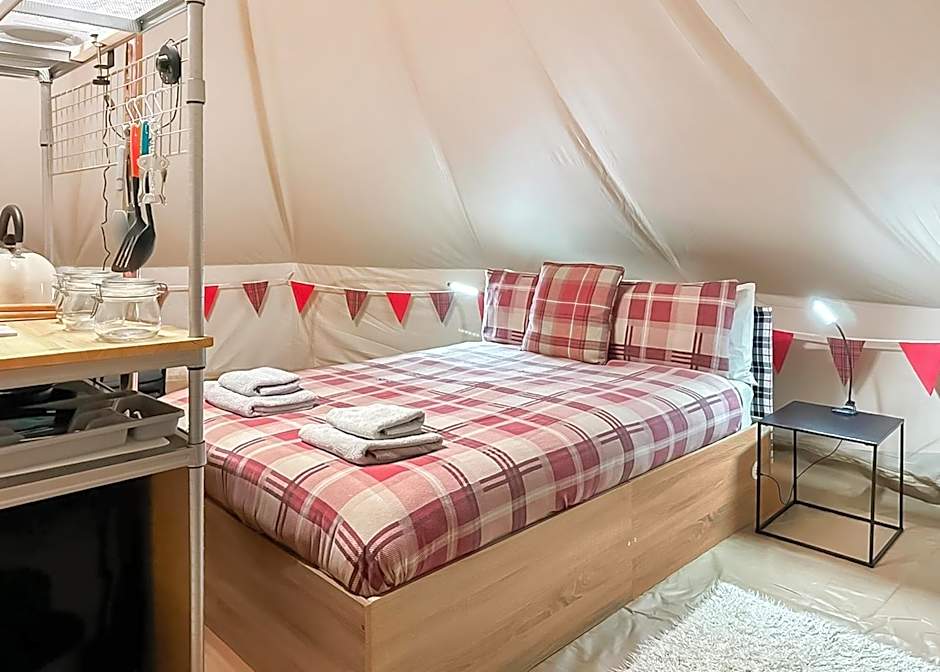 Glamp At The Priory