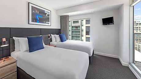 Deluxe Two-Bedroom Apartment