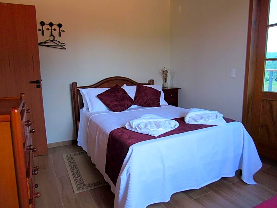 Casa 1 Chalé Alto dos Bandeirantes