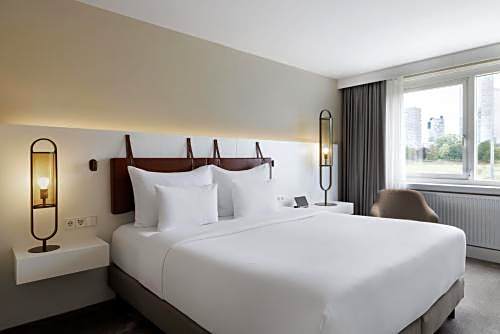 DoubleTree by Hilton Vienna Bosei