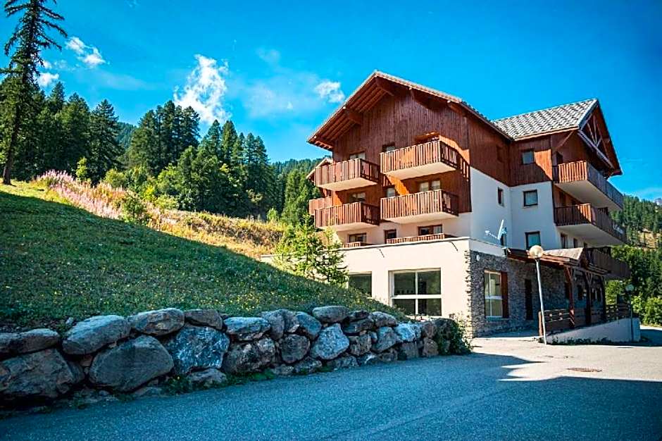 Les Gentianes by Actisource