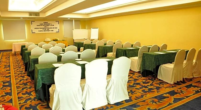 Tang Dynasty Park Hotel