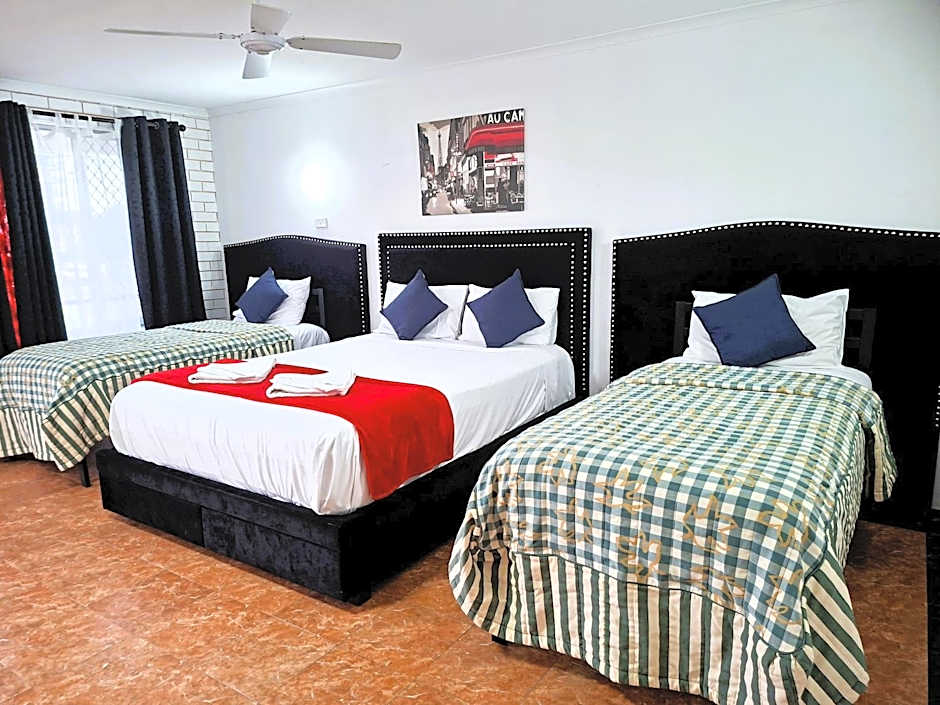 The Queenslander Motel
