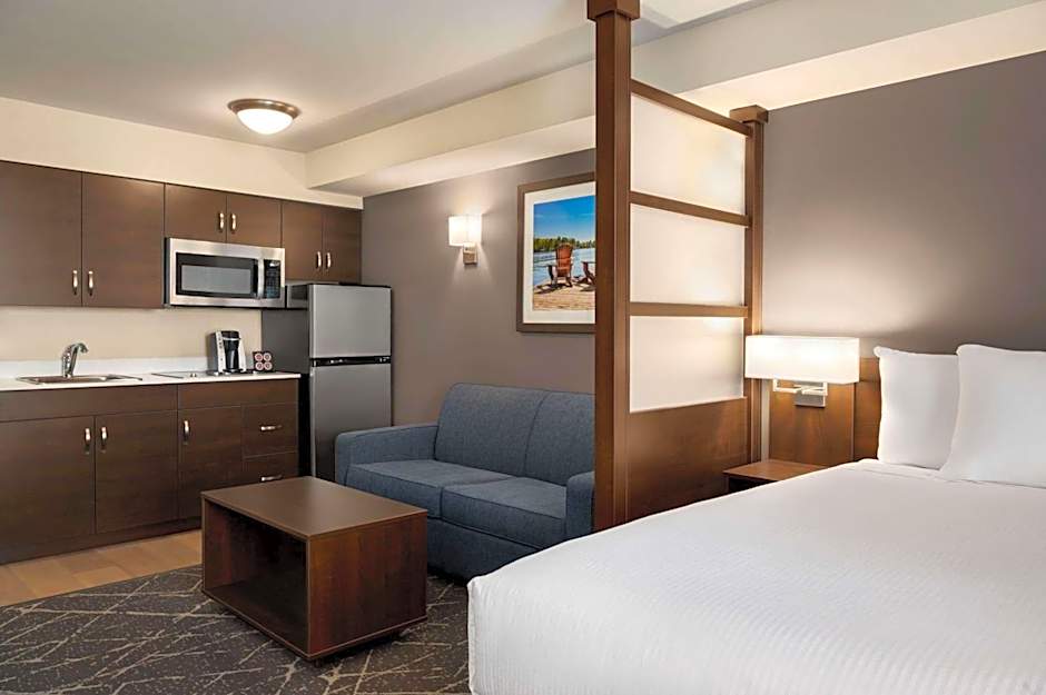 Microtel Inn & Suites by Wyndham Aurora