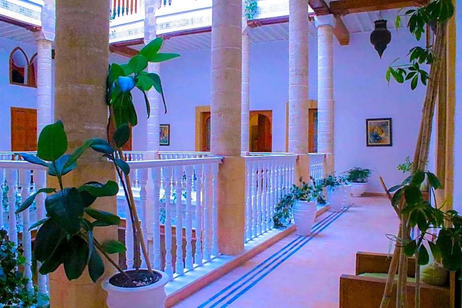 Palais Des Remparts