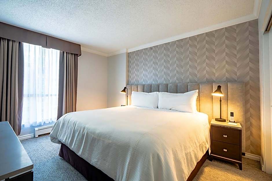 La Grande Residence at the Sutton Place Hotel