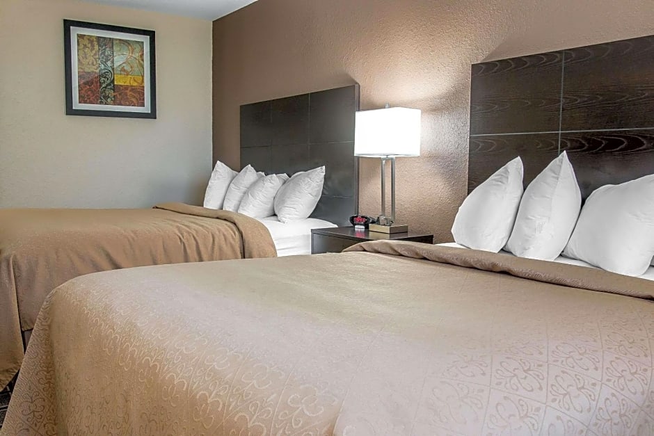 Quality Inn Grand Rapids South-Byron Center