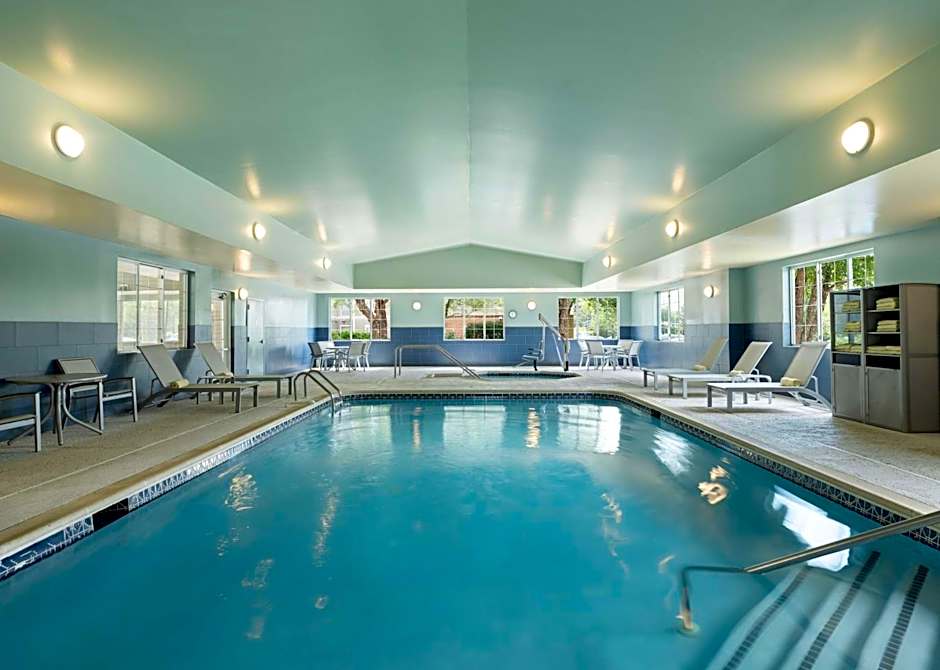 Homewood Suites By Hilton Somerset Nj