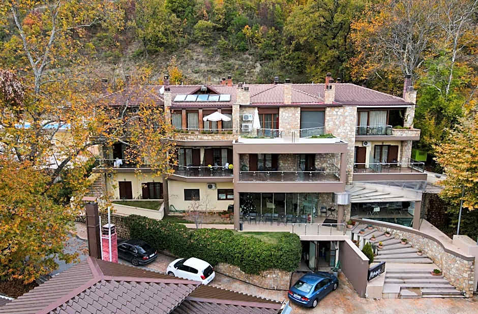Nymfes Hotel