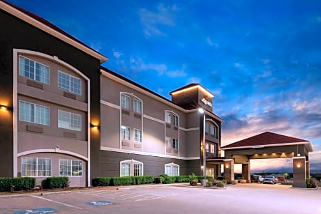 La Quinta by Wyndham Bridgeport
