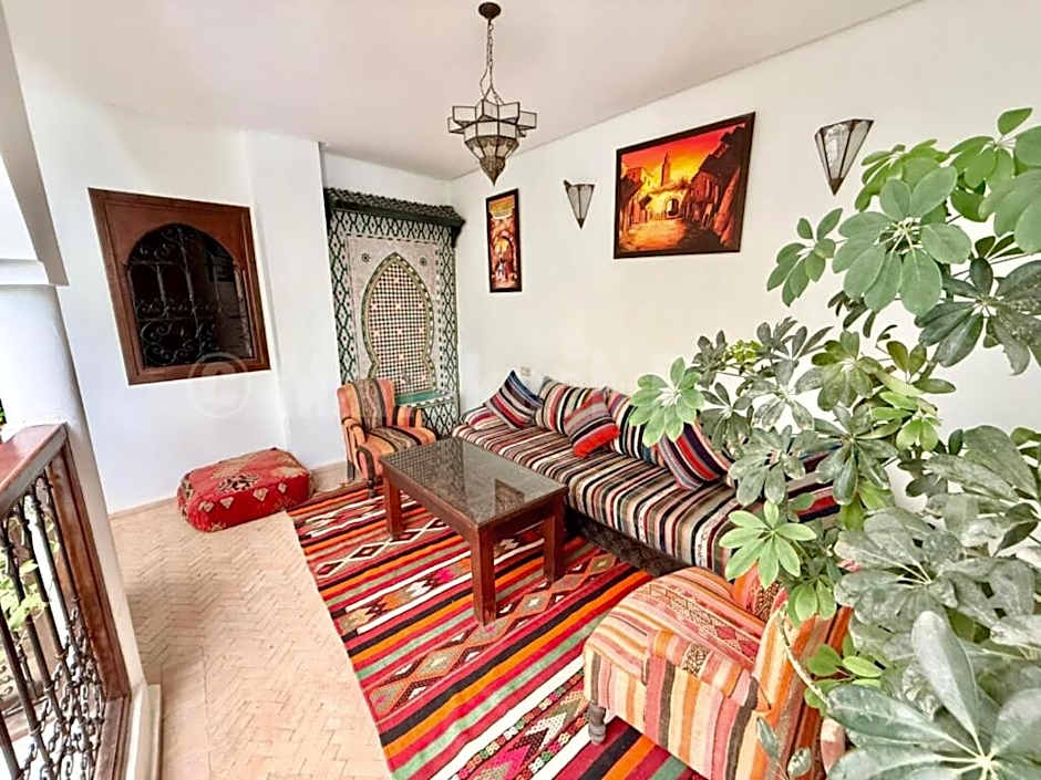 Riad Achwaq