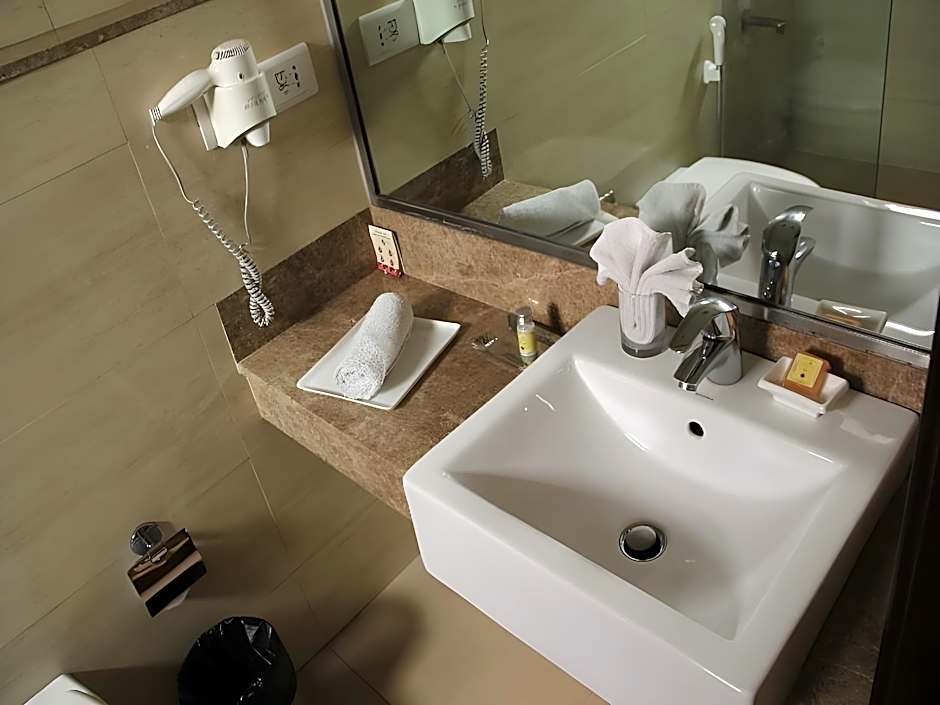 Shervani Hotel Nehru Place