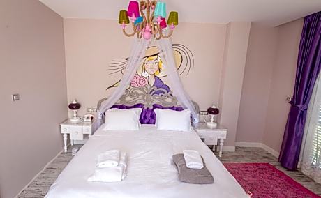 Junior Suite Room with Lake View