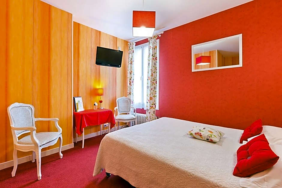 Hôtel Restaurant Le Grillon