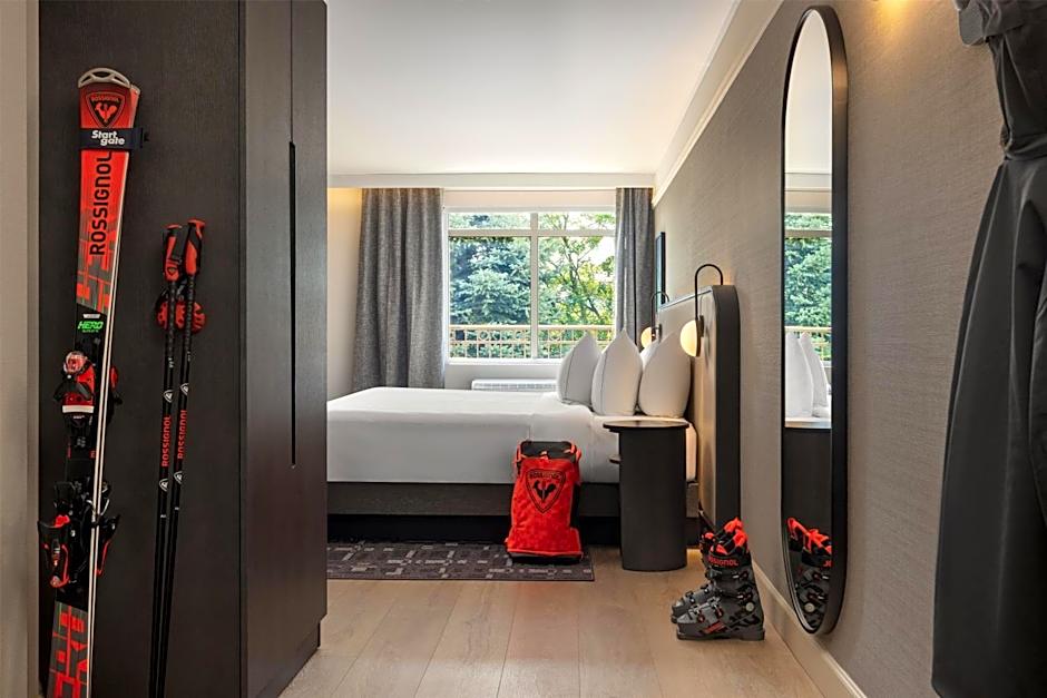 Hotel Vallea Bromont, Tapestry Collection by Hilton