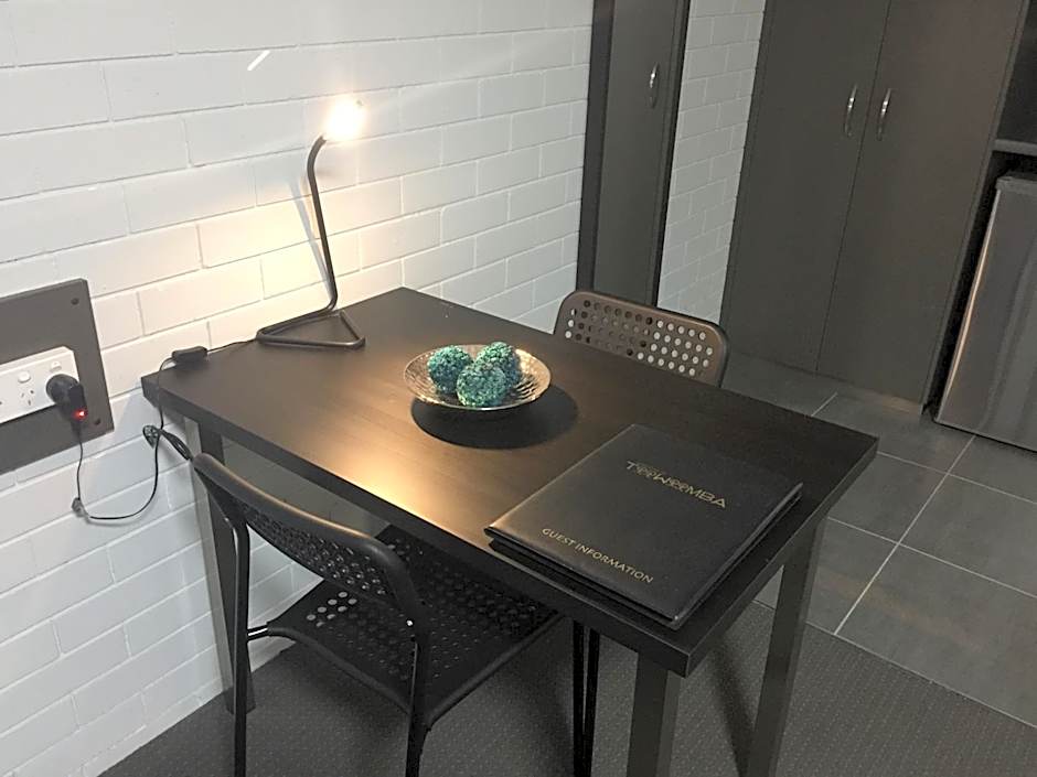 Blue Violet Motor Inn