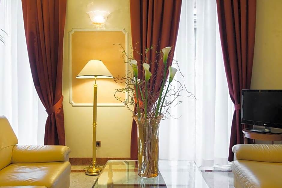 Strozzi Palace Hotel