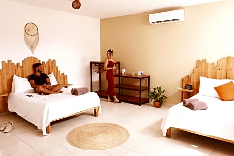 Quadruple Room with Private Bathroom
