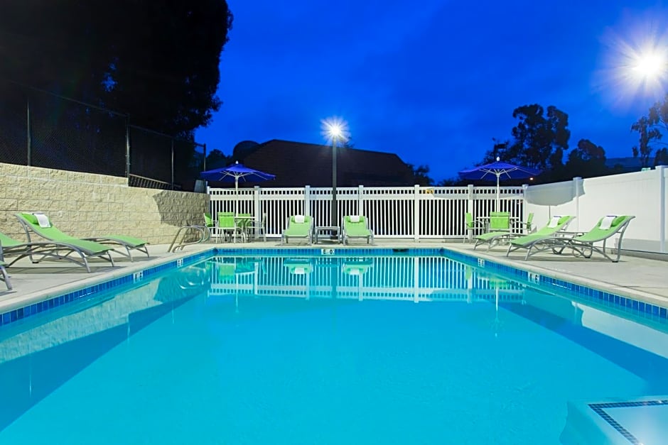 Holiday Inn Express Mira Mesa San Diego, an IHG Hotel