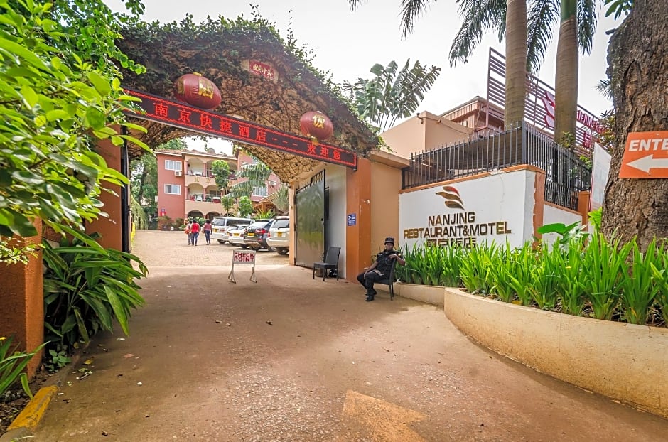 Nanjing Restaurant & Motel