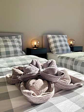 Apartment with Shower