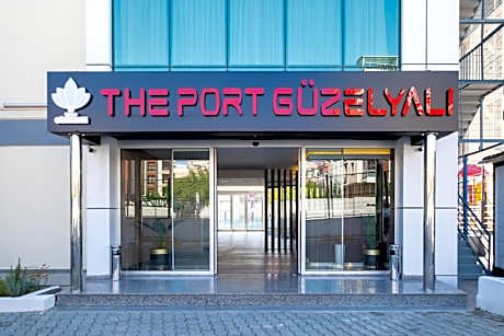 The Port Güzelyalı