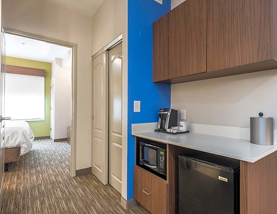 Holiday Inn Express Hotel & Suites Lagrange I-85 By IHG