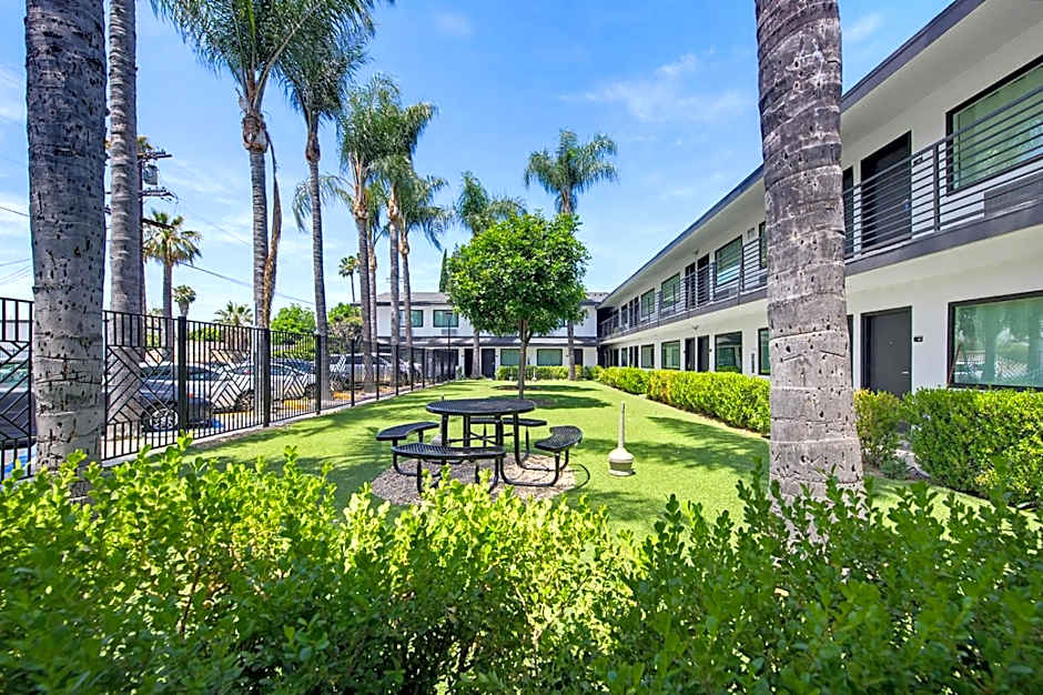 Hyland Inn Van Nuys