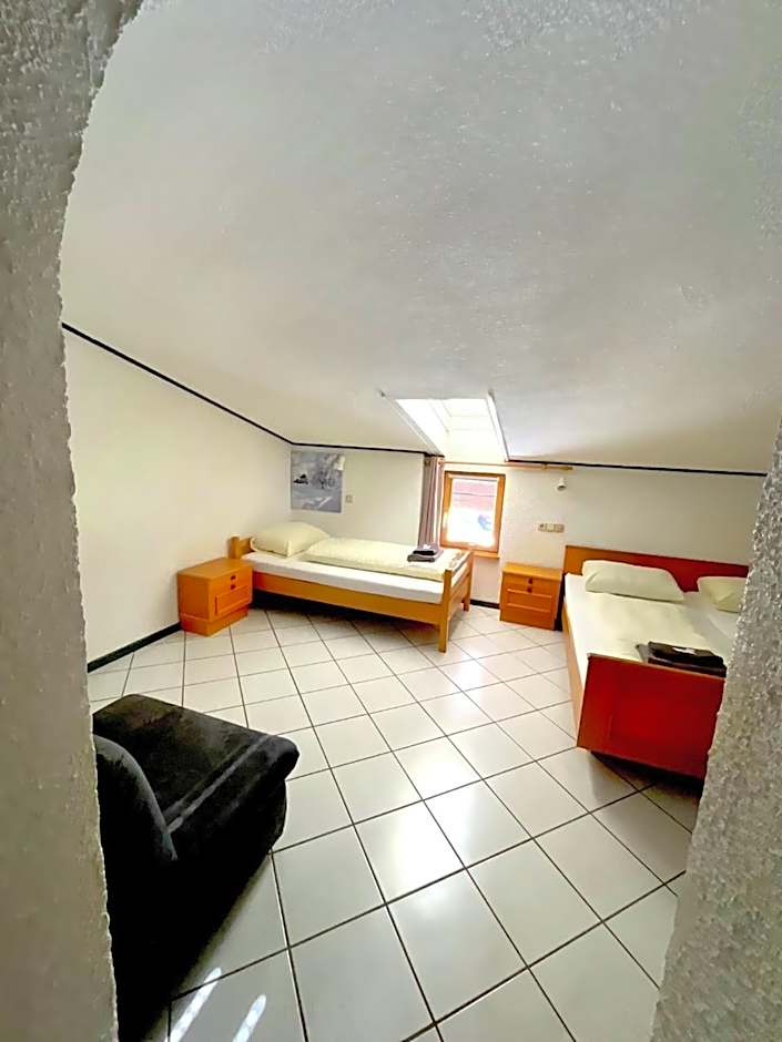 Hotel Wildrose