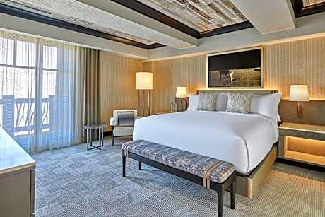 King Guest Room, Guest Room, 1 King, Limited View