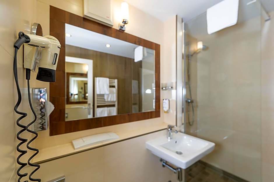 Akzent Hotel Am Goldenen Strauss