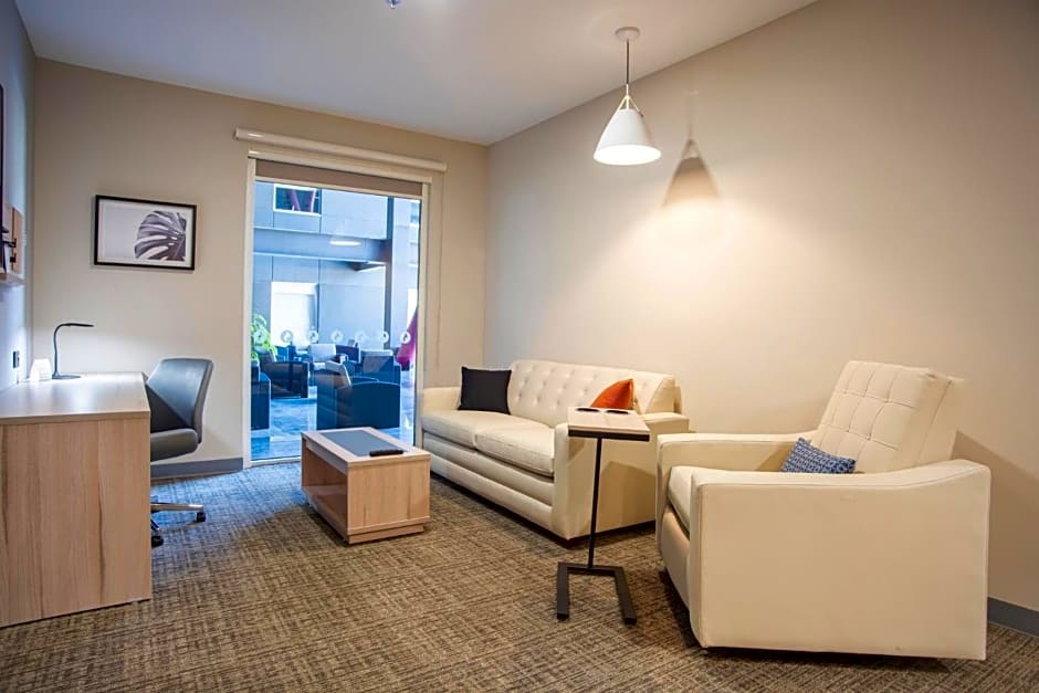 Candlewood Suites Guadalajara Galerias By IHG