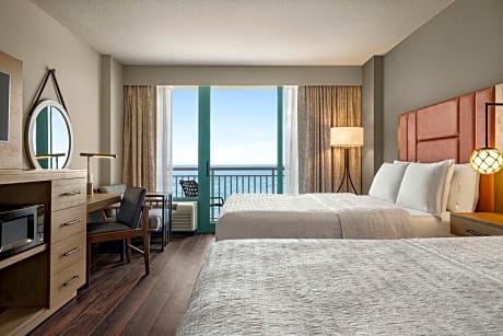Queen Room with Two Queen Beds and Bath Tub - Ocean View - Floors 3-5