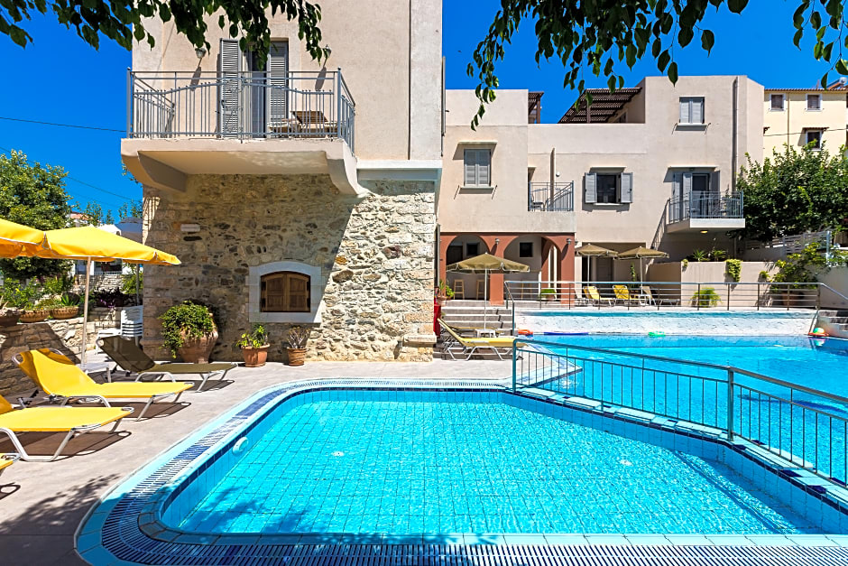 Philoxenia Apartments