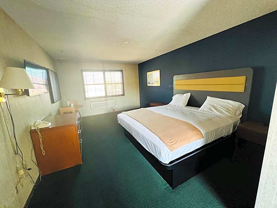 Casa Playa Inn & Suites Stanton Anaheim Area