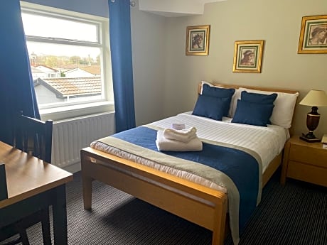 Cozy Double Room - First Floor
