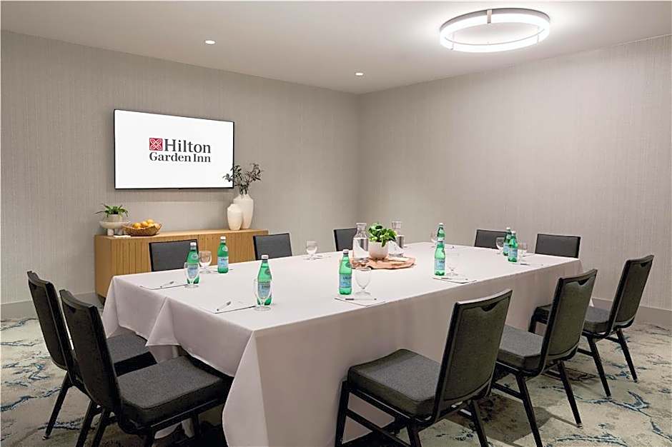 Hilton Garden Inn LAX Los Angeles Airport