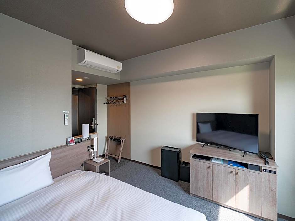 Hotel Route Inn Tokushima Airport -Matsushige Smartinter-