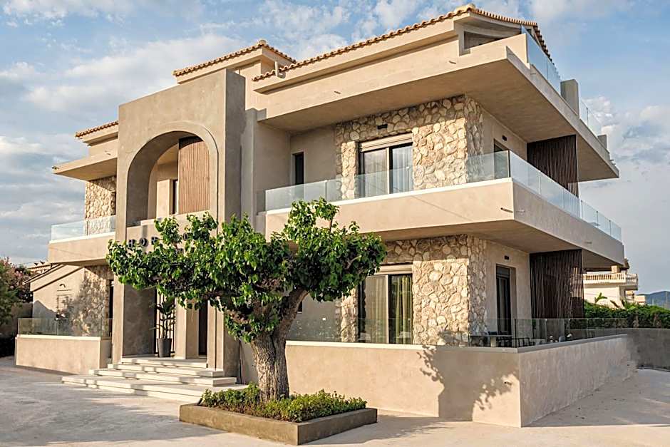 Horizon Apartments - Beachfront Luxury, by ZanteWize