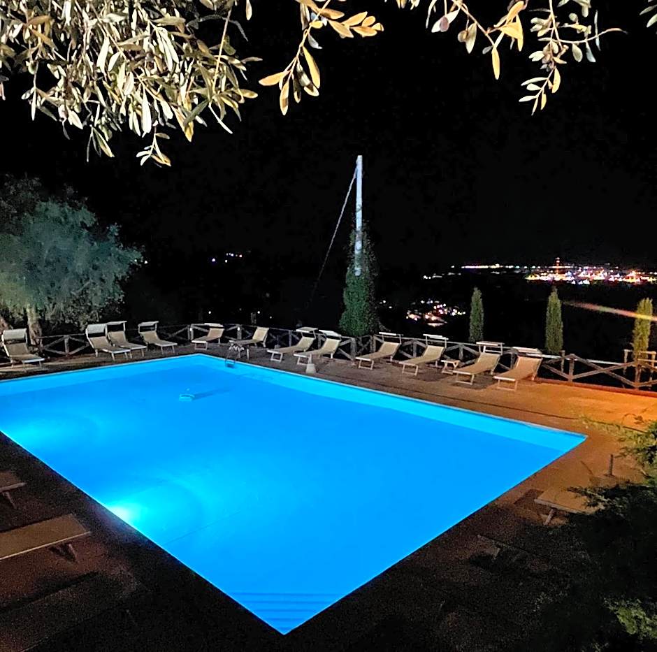 Madonna del Poggio B&B