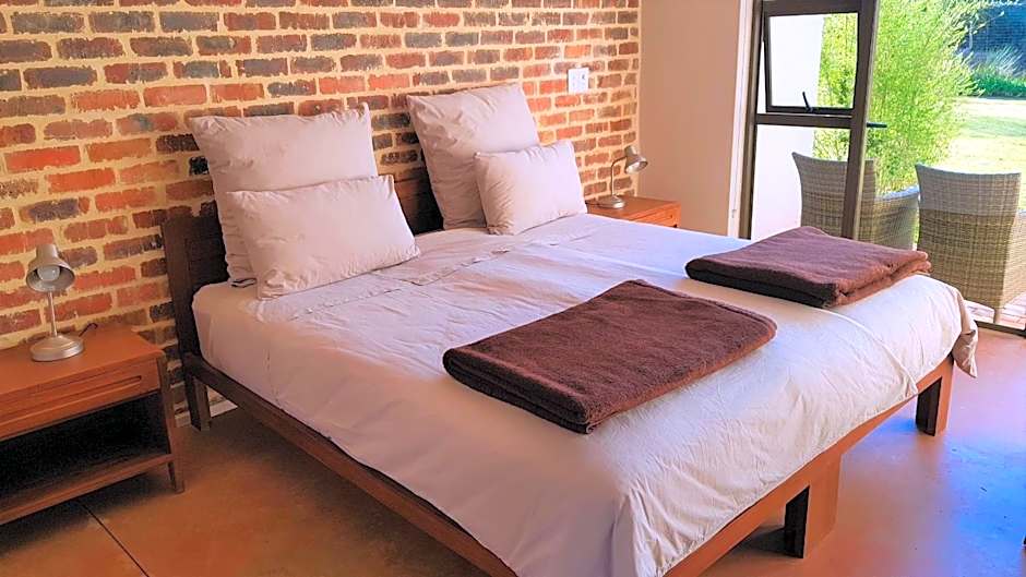 Esther's Country Lodge