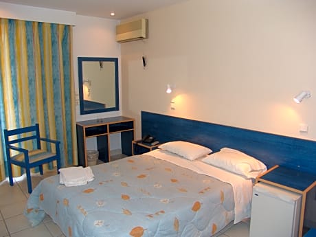 Stefanakis Hotel & Apartaments